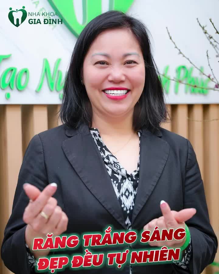 3 NĂM TRỜI KHÔNG CẮN ĐƯỢC THỊT GÀ, VỀ VIỆT NAM LÀM NGAY MỘT BỘ RĂNG SỨ CAO CẤP
