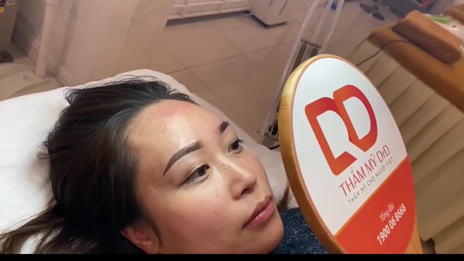 Đã hoàn tất ca phun chân mày rồi cả nhà ơi.