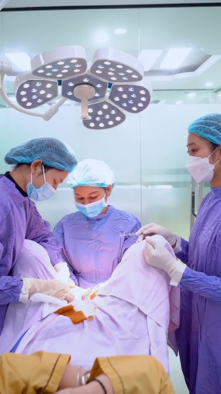 "Cô nhỏ" chảy xệ chùng nhão lỏng lẻo thâm đen... tất tần tật Dr.Hải Lê có thể xử lý giúp bạn trở nên hồng khít thơm