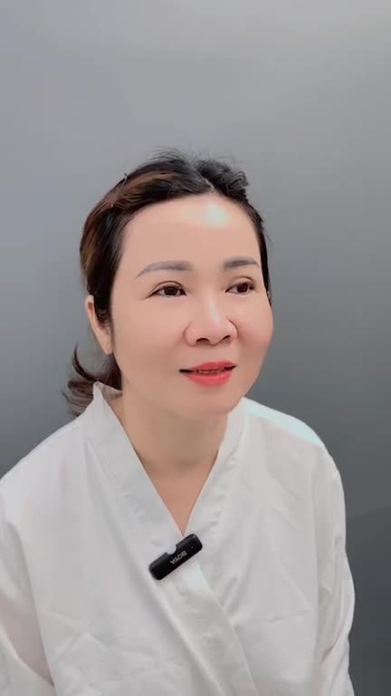 Cảm nhận của chị khách hàng đến từ Đài Loan trước khi làm phẫu thuật với combo siêu lớn:
