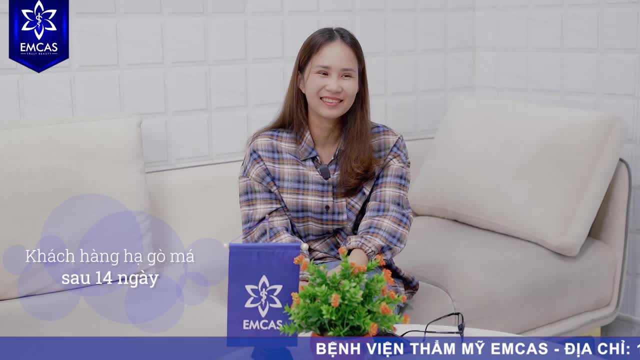 Cùng xem sự thay đổi của chị khách hàng sau 14 ngày Hạ Gò Má tại EMCAS nhé!