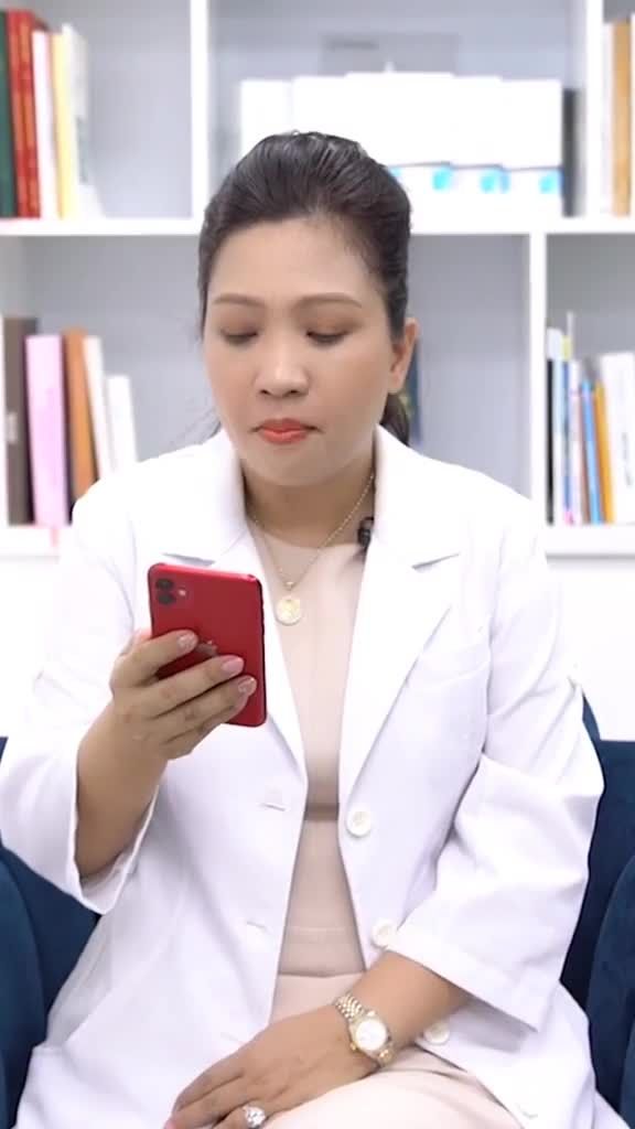 RĂNG BỊ HÔ CƯỜI LỆCH NIỀNG RĂNG MẤT BAO LÂU?