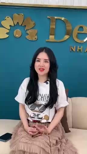 Hàm răng, mái tóc là góc con người