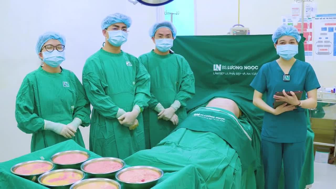 Hoàn thành ca thực hiện hút mỡ tạo dáng, tìm lại vòng eo cho Chị khách