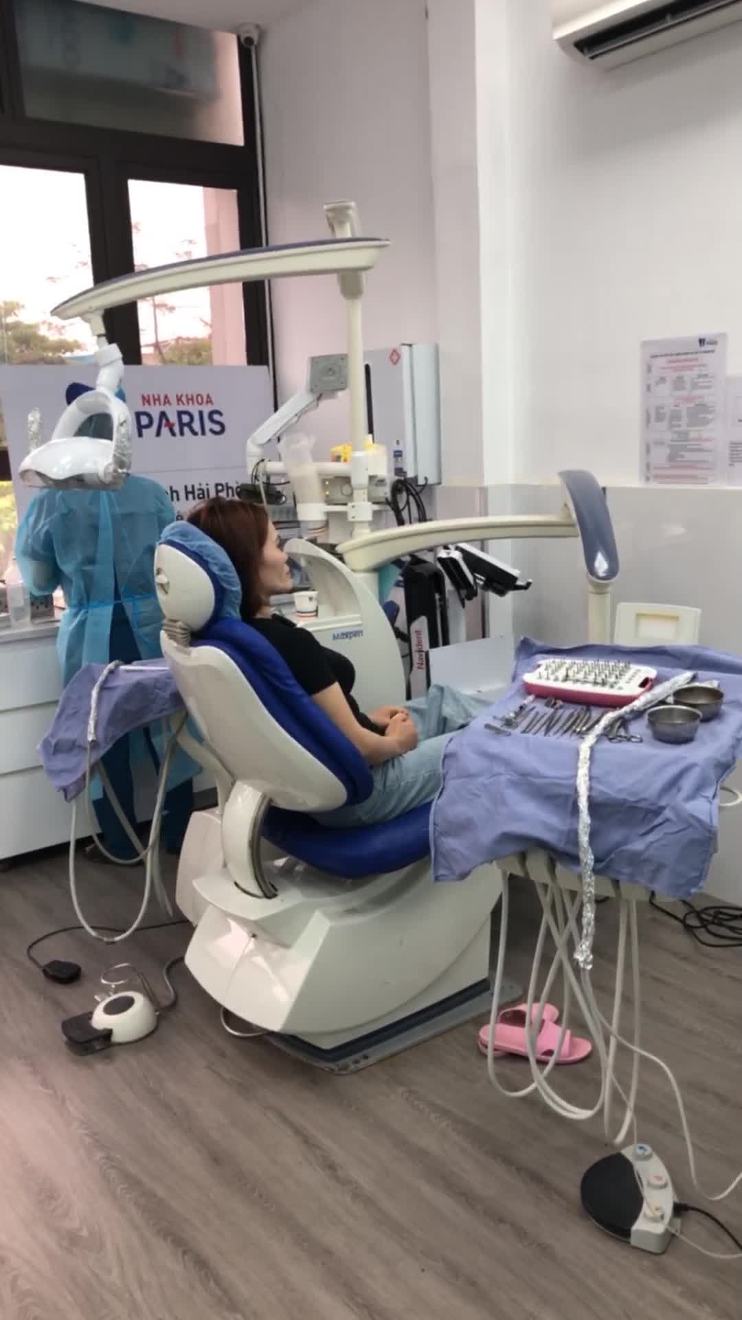 Cảm nhận trước khi cấy ghép 2 trụ Implant Dio tại Nha khoa Paris - Chi Nhánh Hải Phòng
