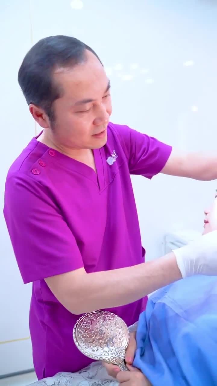 Tạo hình tai tài lộc tại Dr.Hải Lê có gì đặc biệt mà chị em rần rần order Bác sĩ Hải Lê vậy ạ Câu trả lại có trong video bạn nhé