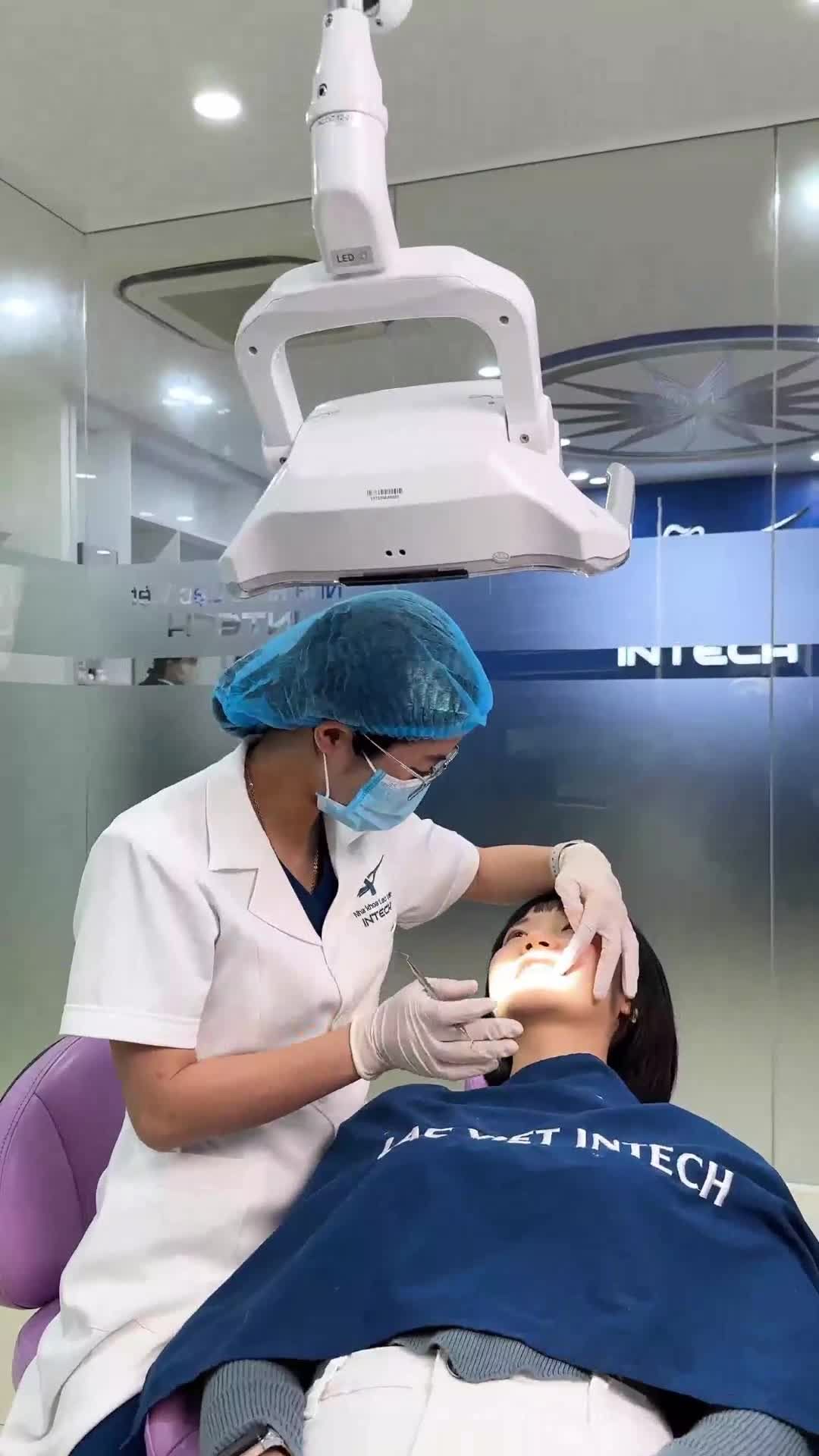 GẶP GỠ KHÁCH HÀNG PHẠM THỊ HỒNG HÀ