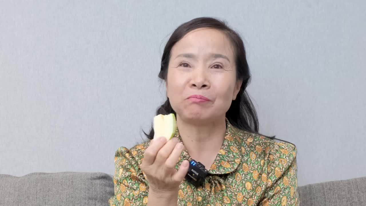 Răng giả sáng khỏe chắc chắn mà cứ ngỡ răng thật