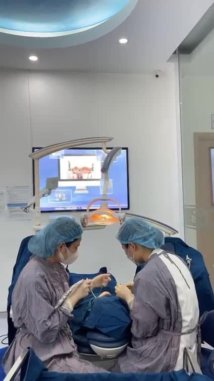 Quá trình cấy ghép implant tại nha khoa Paris Vinh