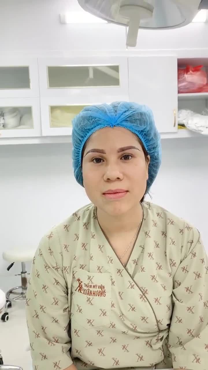 Khách hàng đến từ Bắc Ninh ngắm mãi không thôi kết quả nâng cung mày