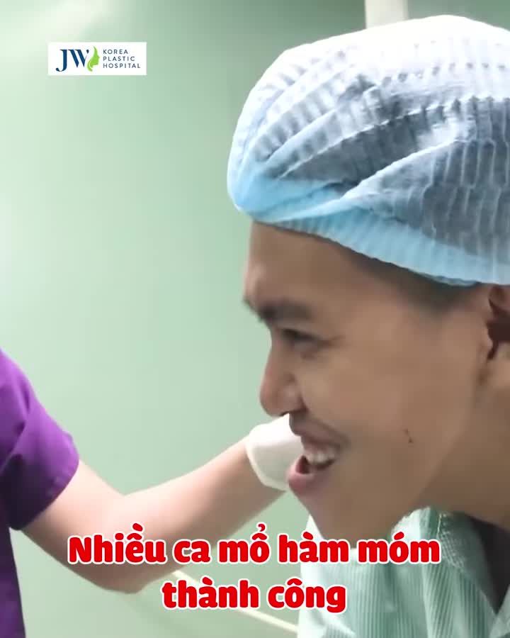 Giải cứu chàng trai MẶT LỆCH, MÓM NẶNG. 26 năm KHÔNG KHÉP MIỆNG