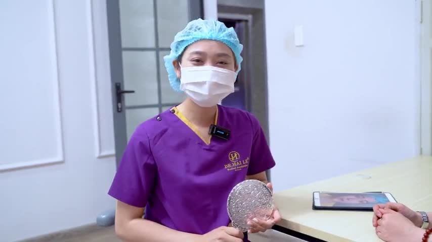 Sau 7 ngày chỉnh hình mí lỗi hỏng thành công tại Dr.Hải Lê HCM (tuy vẫn còn chút sưng nề) nhưng kết quả đã rất ưng ý >> Cả nhà cùng đón xem