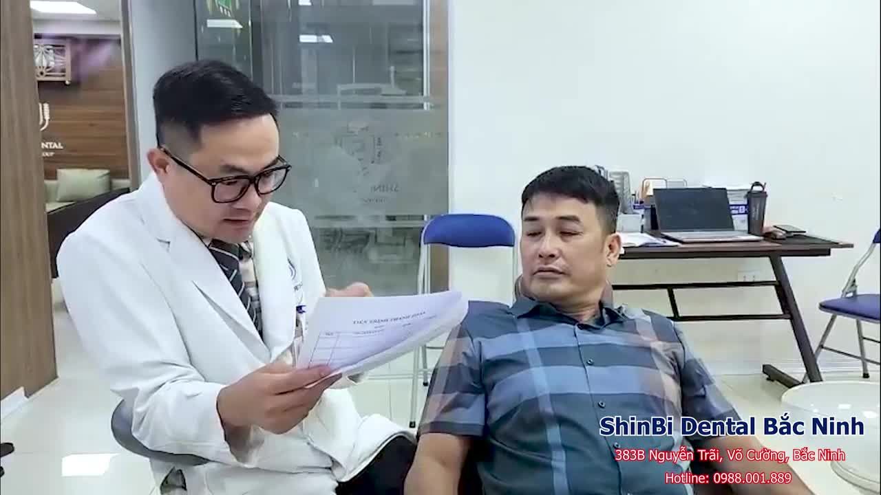Khách hàng chọn Shinbi nhổ răng 8 đau nhức rồi quyết định làm ngay dịch vụ cấy răng Implant bởi quá ưng tay nghề của các bác sĩ tại Shinbi Dental.