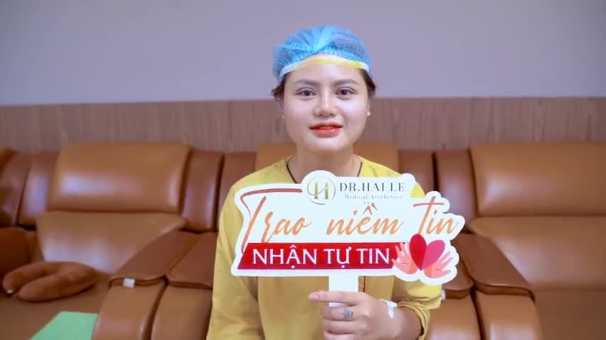 Cơ nâng mi quá căng khiến em gái vô cùng khó chịu nhưng sau khi đến Dr.Hải Lê Bác sĩ xử lý lại cơ nâng mi và nhận kết quả bất ngờ
