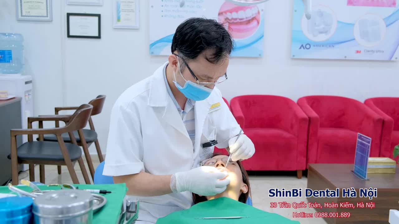 Chỉnh nha kéo răng về đúng vị trí thay cho phương án cấy răng giả!