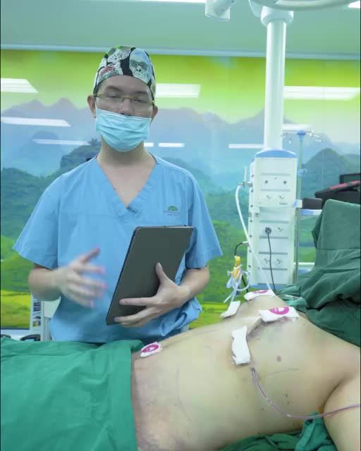MẸ 3 CON CHƠI LỚN VỚI LẦN TRÙNG TU TỪ A-Z