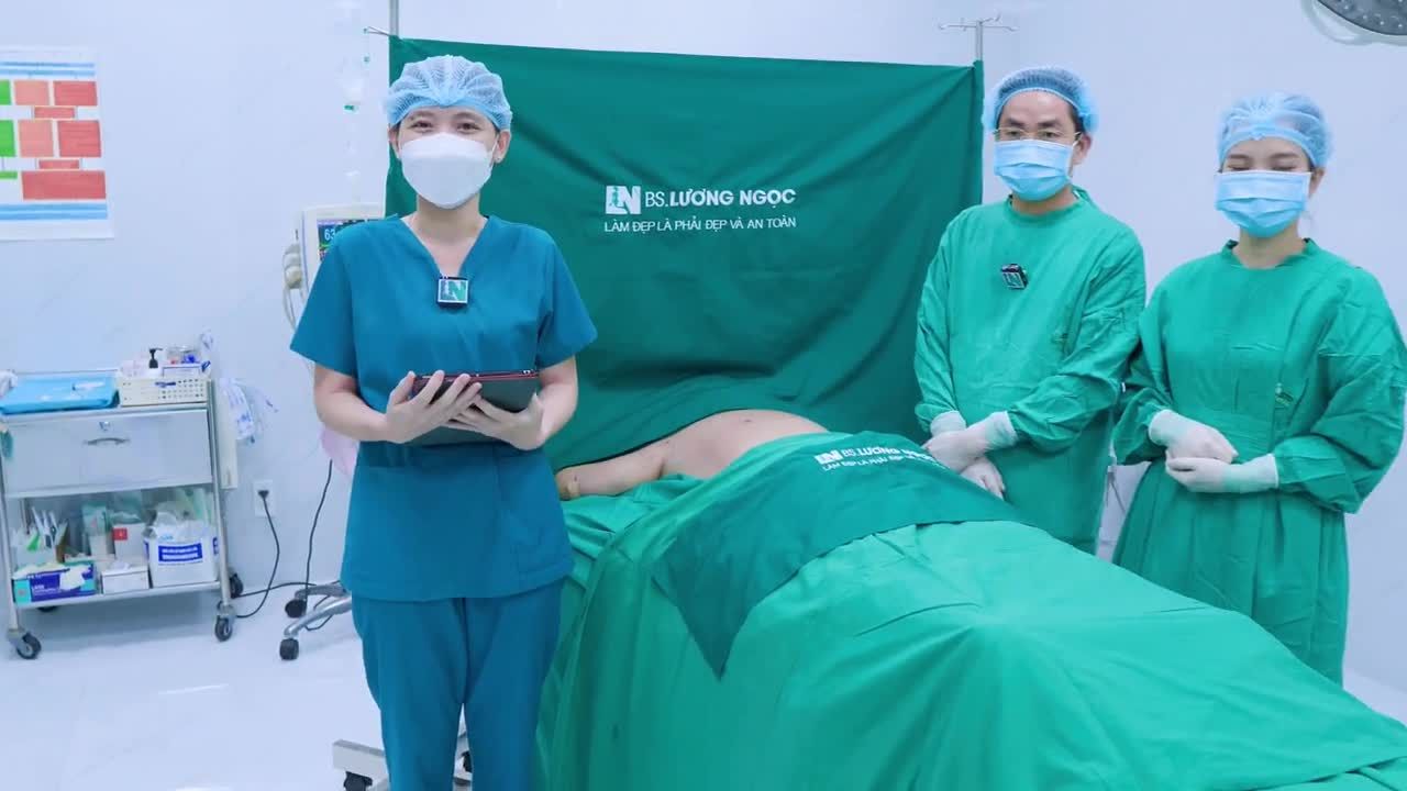 CÁNH TAY, LƯNG, NÁCH CHO CHỊ KH 9X: TIN TƯỞNG VÀ LỰA CHỌN EKIP CHUYÊN SÂU VÌ ĐƯỢC MỘT BÁC SĨ CHUYÊN KHOA KHÁC GIỚI THIỆU