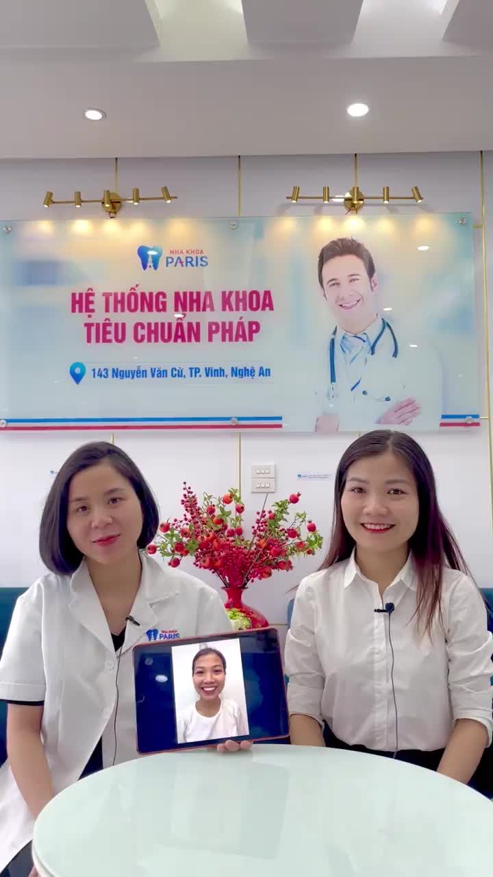 Tháo mắc cài sau 2,5 năm chỉnh nha tại nha khoa Paris Vinh