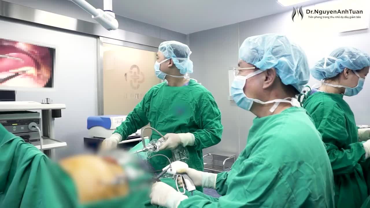 Con gái giảm thành công 16kg sau 1 tháng, chứng thực được hiệu quả của phương pháp, mẹ bệnh nhân ( 82kg)  yên tâm lựa chọn Dr.NguyenAnhTuan là nơi gửi gắm sức khỏe của mình.