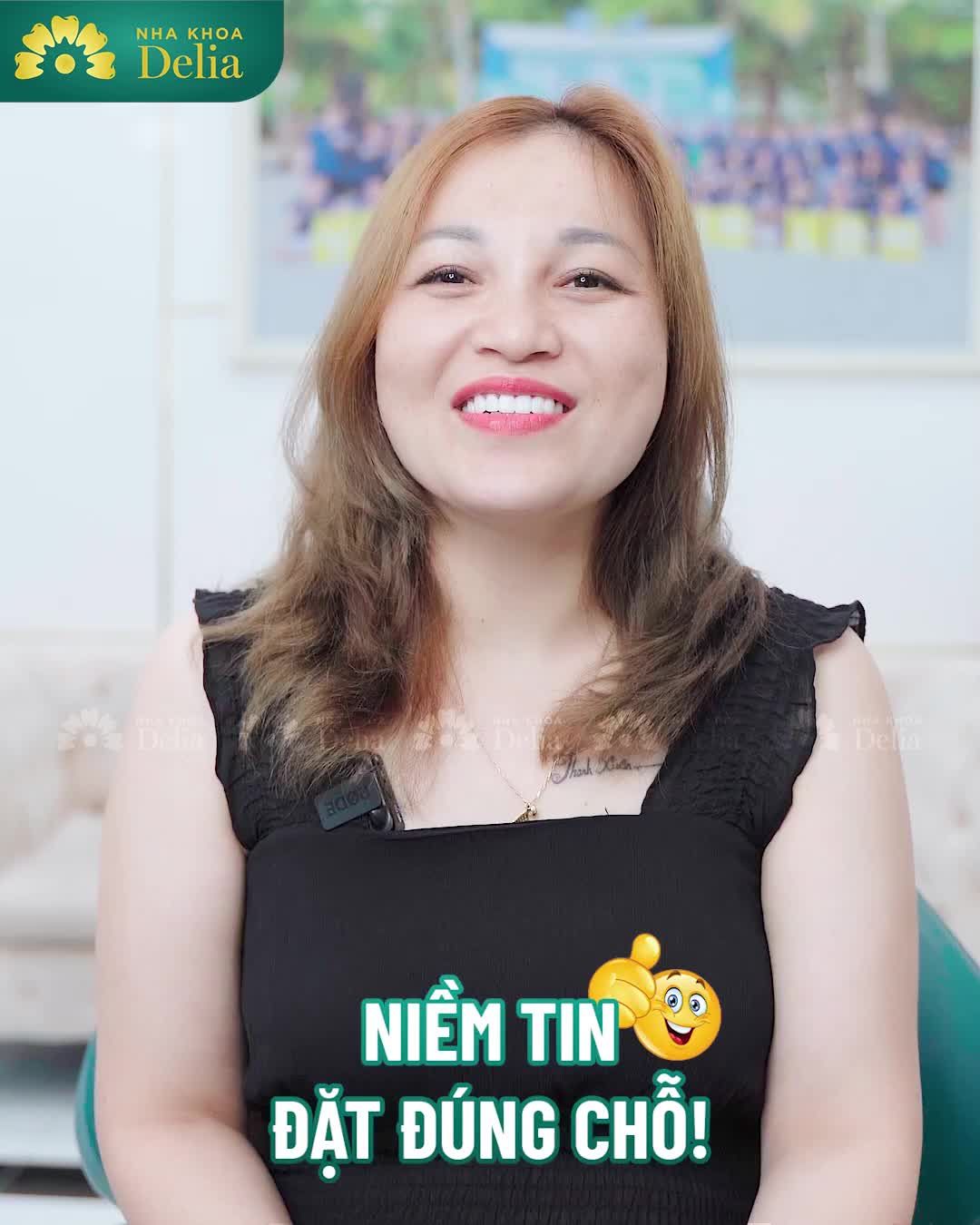 Chị Dương Thị Xuân (kiều bào Đài Loan) hạnh phúc chia sẻ sau khi thực hiện thẩm mỹ 18 răng sứ Lava Plus.