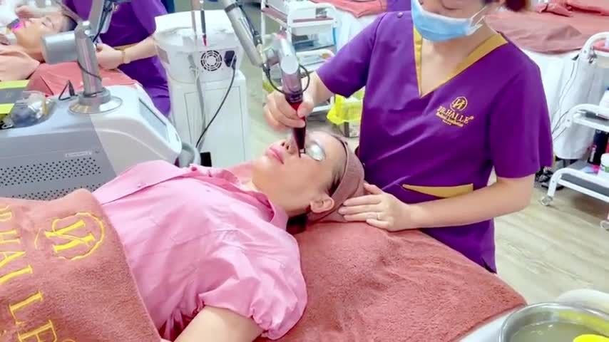 Chị em da đang lão hóa thì đến ngay Dr.Hải Lê trẻ hóa ngay đi ạ, chi phí đang cực kỳ ưu đãi đó ạ