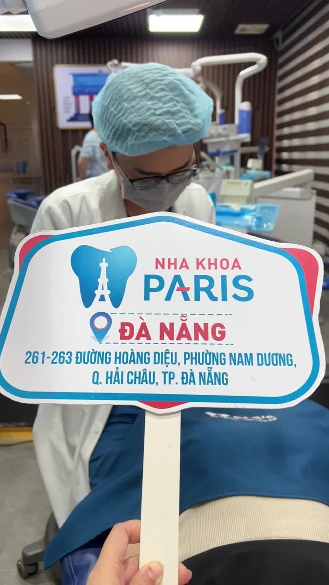 Cận cảnh quá trình tháo mắc cài kim loại thường  Bs thực hiện: Ngô Quý Vinh