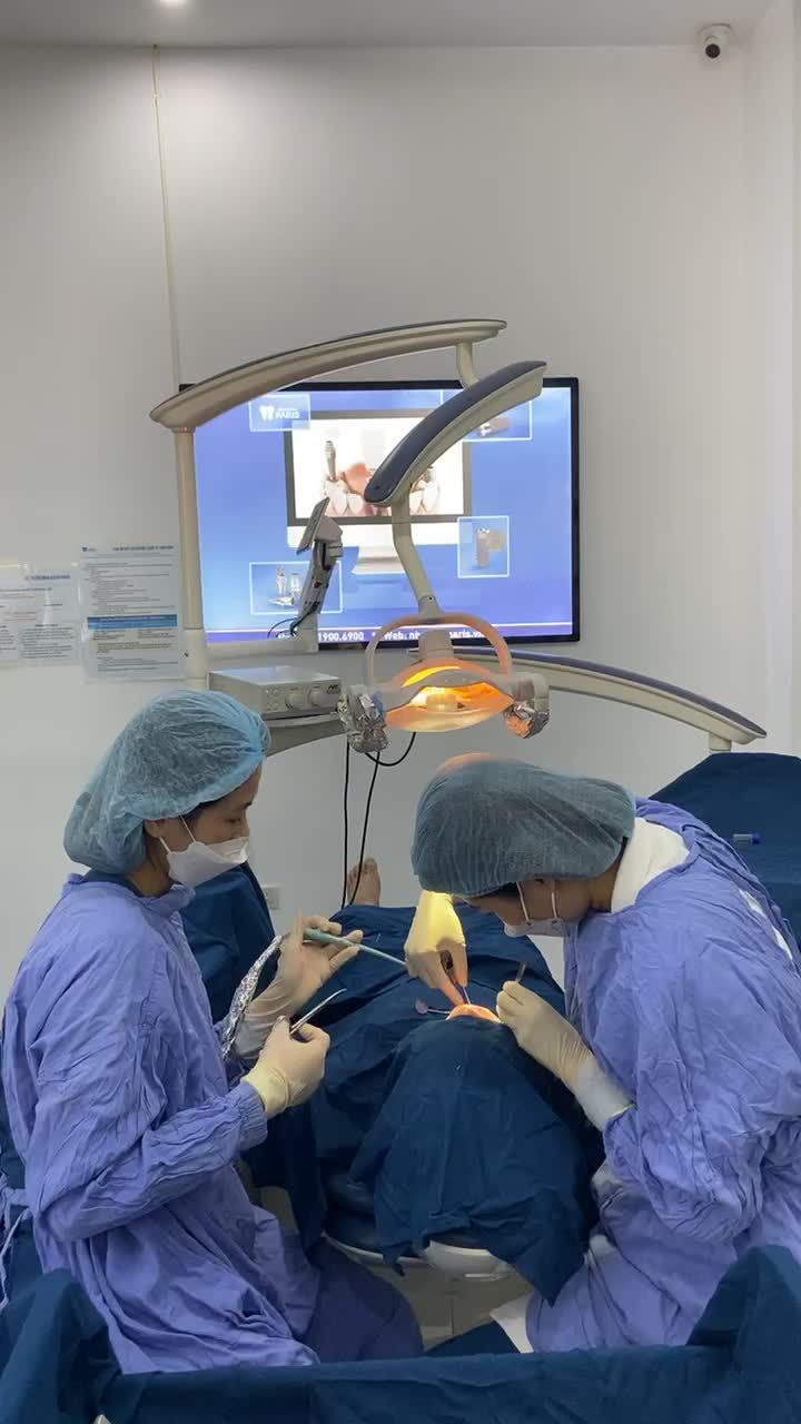 Quá trình cấy ghép implant tại nha khoa Paris Vinh