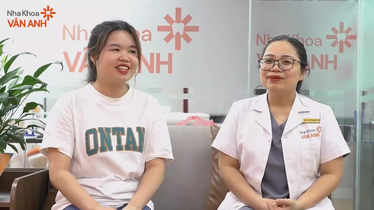 RĂNG THƯA HỞ KẼ  LẤY LẠI TỰ TIN VỚI MẶT DÁN SỨ VENEER SIÊU MỎNG