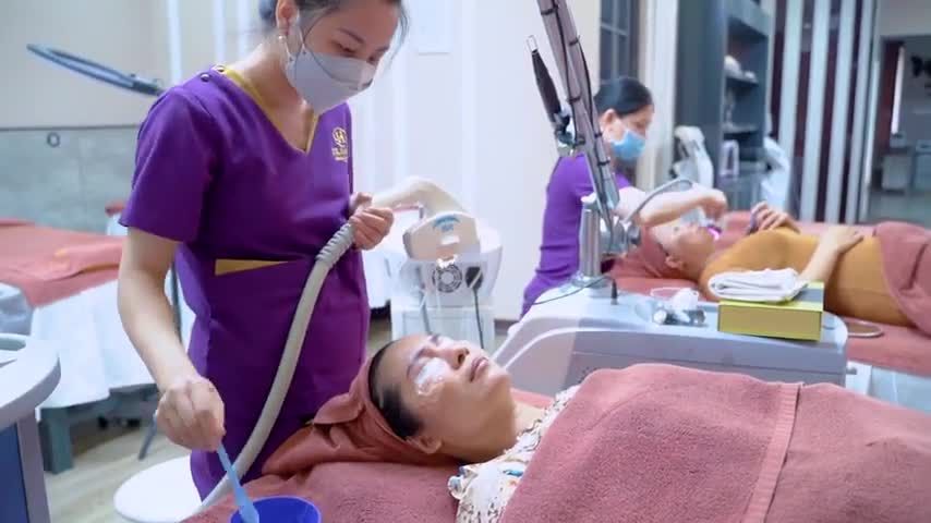 Trị tàn nhang bằng ánh sáng elos hiệu quả sau 1 lần điều trị