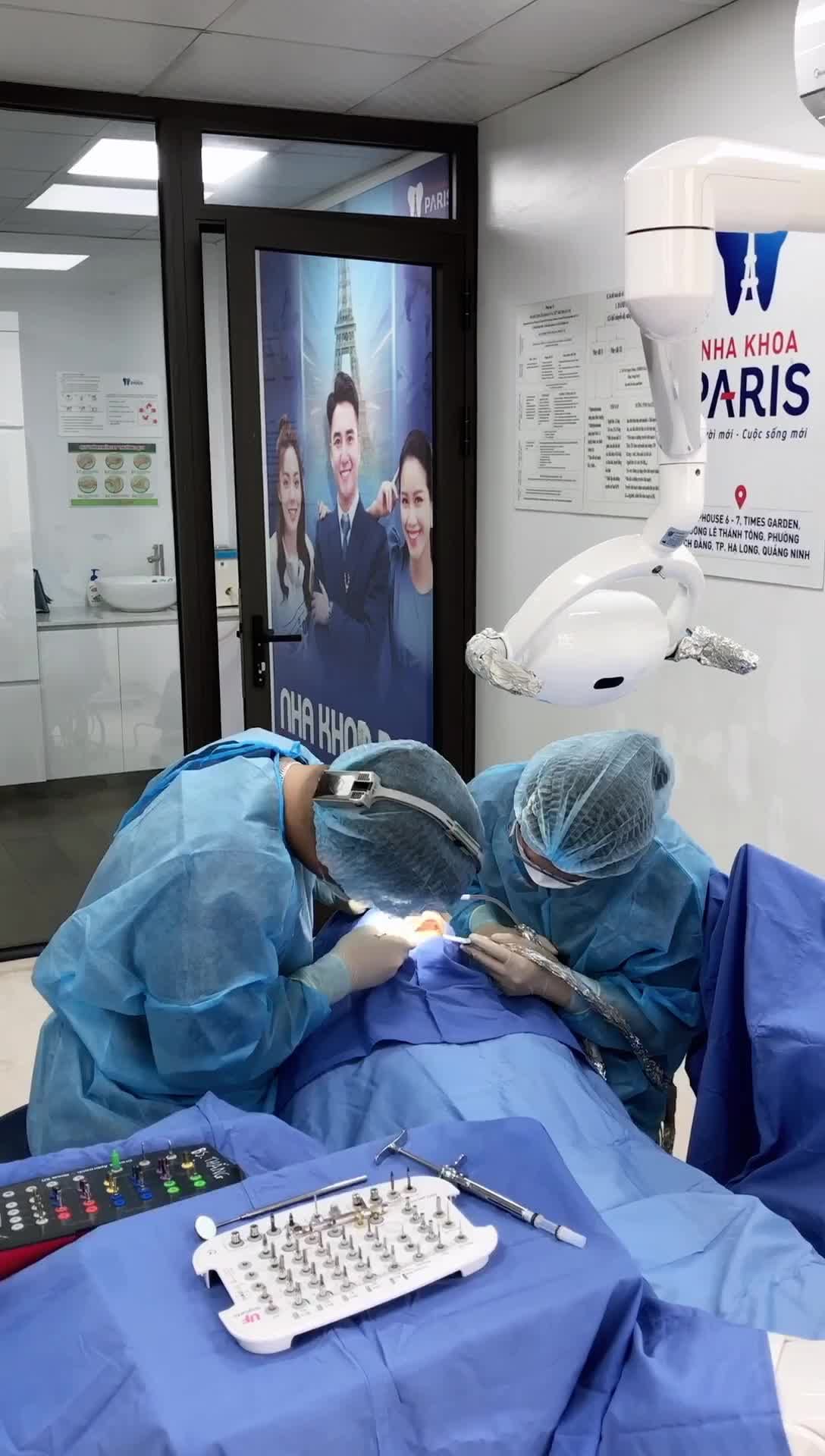 CA CẤY GHÉP 1 TRỤ DENTIUM CHO KHÁCH HÀNG ĐẾN TỪ CẨM PHẢ, QUẢNG NINH