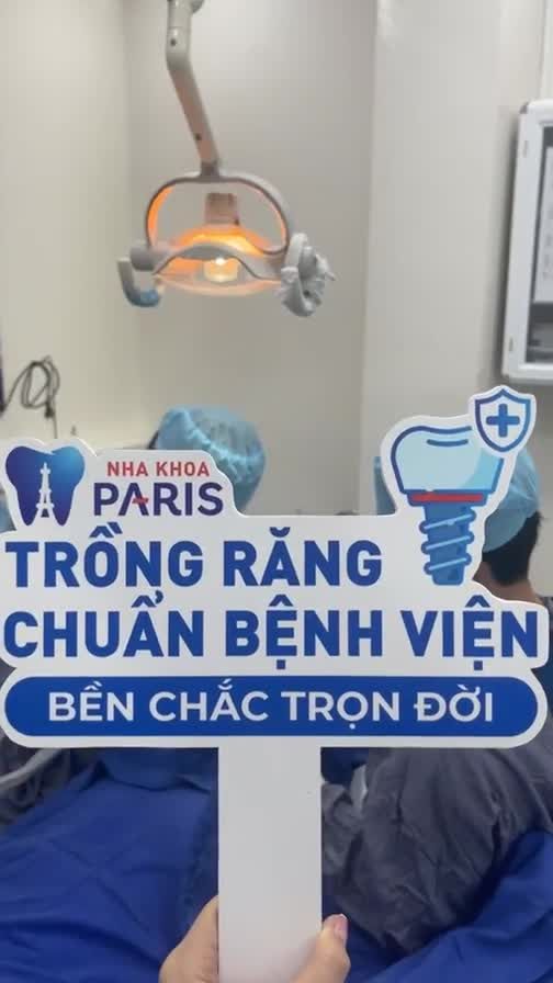 CA CẤY GHÉP 1 TRỤ ETK CHO KHÁCH HÀNG ĐẾN TỪ LONG AN