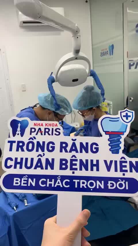 Quá trình thực hiện cắm 02 trụ implant ETK cho khách hàng Trần Văn Ngọc đến từ huyện M’Drak - tỉnh Đăk Lăk