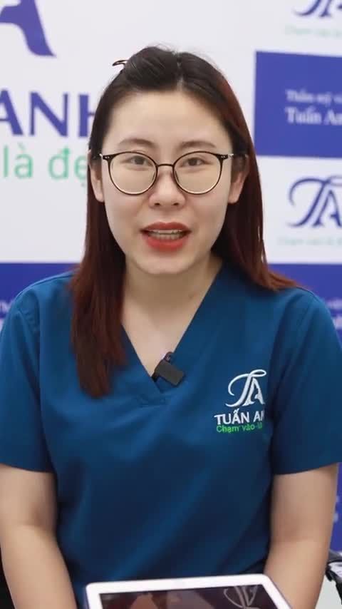 SAU CHỈ VỚI 7 NGÀY KHÁCH HÀNG QUAY TRỞ LẠI TÁI KHÁM (CẮT CHỈ) TẠI THẨM MỸ TUẤN ANH