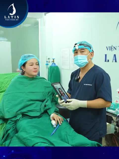 Cùng bác sĩ Trịnh Quang Đại phân tích ca căng da - trẻ hóa khuôn mặt cho chị khách hàng lâu năm