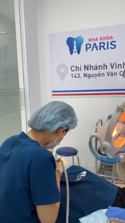 Tháo mắc cài sứ sau 1,5 năm chỉnh nha tại Nha Khoa Paris - Vinh