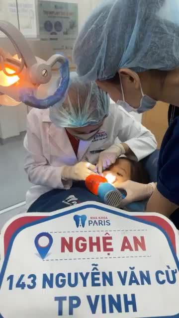 Quá trình gắn mắc cài tiền chỉnh nha tại nha khoa Paris Vinh