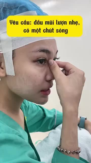 Khách nhà em yêu cầu lên xíu sóng nhẹ nhàng, bác lỡ tay nâng đẹp quá, em hông bít sao luôn