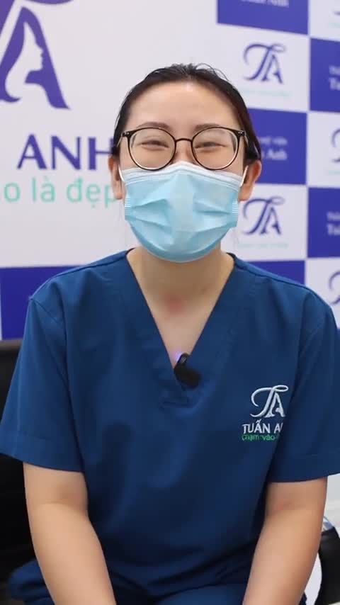 SAU 1 THÁNG KHÁCH HÀNG QUAY TRỞ LẠI TÁI KHÁM TẠI THẨM MỸ TUẤN ANH