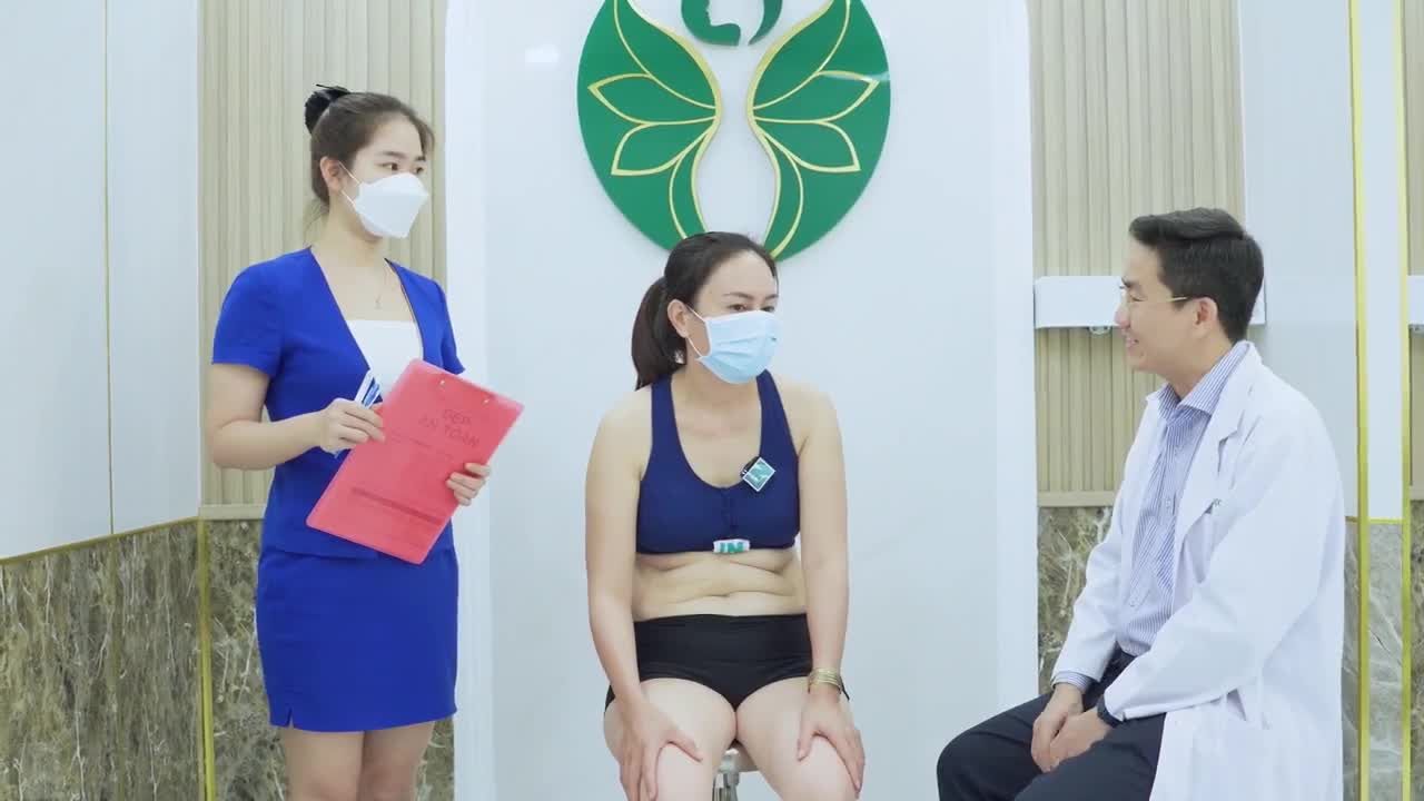 Được sự cho phép của Chị, Ekip Bác sĩ Lương Ngọc đã ghi lại quá trình đo vẽ trước giờ thực hiện giảm mỡ của Chị.