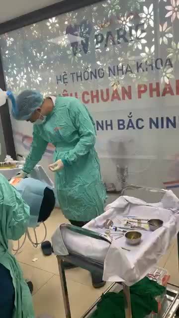 Quá trình cấy ghép trụ Dentium cao cấp Hàn Quốc cho khách hàng Nguyễn Văn Nhật sinh năm 2003 đến từ Tiên Du- Bắc Ninh
