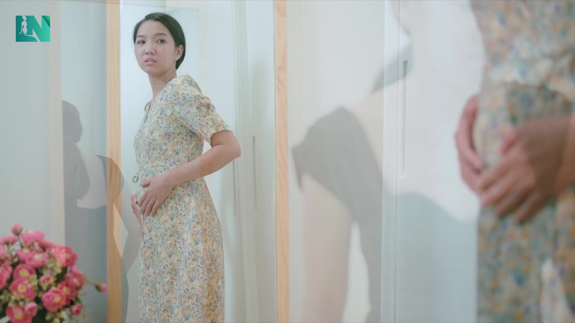 Mỡ bụng.  Sự sồ sề. Tự ti vì sự thay đổi của dáng vóc sau sinh, vì những nỗ lực giảm mỡ không nhận được lời hồi đáp.