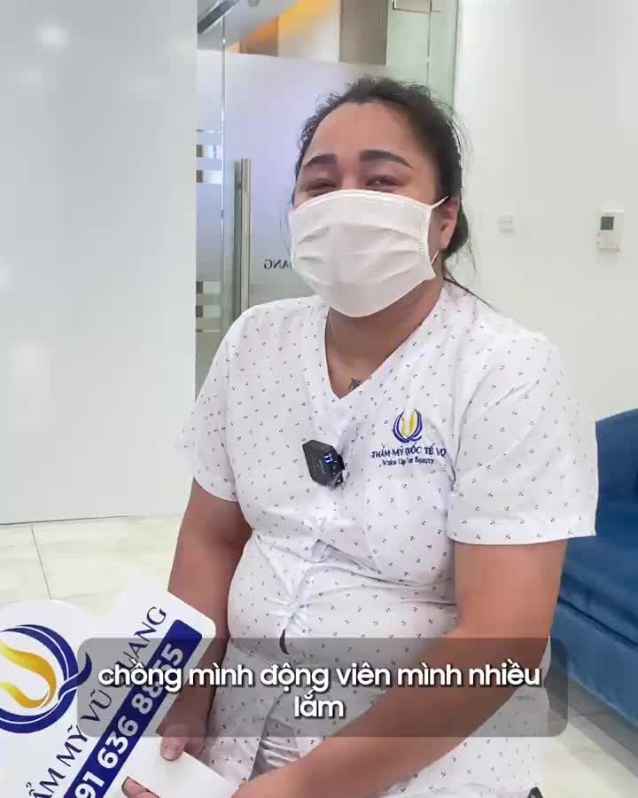 Nhiều lần bật khóc trong bất lực vì BÉO SAU SINH