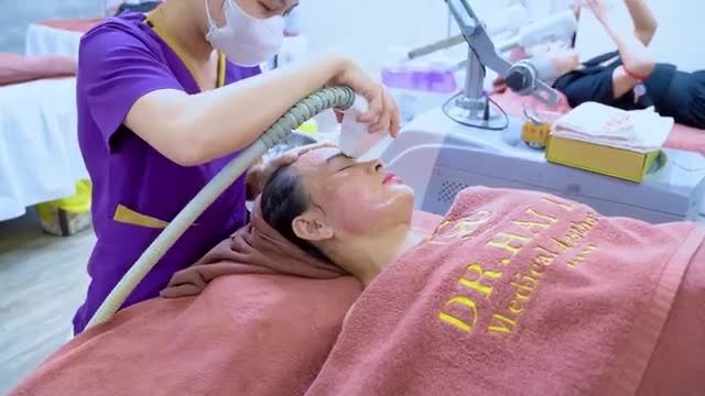 Tại sao bạn nên chọn Dr.Hải Lê nâng cơ khi cơ mặt chảy xệ Theo dõi ngay