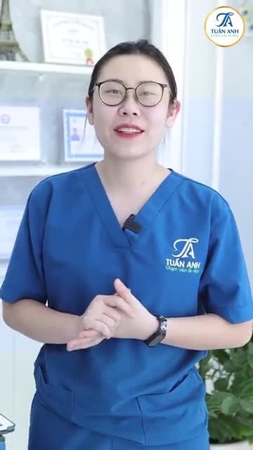 Từ 35 tuổi trở lên, hầu hết mọi người đều bị tình trạng da nhăn, chảy xệ, rãnh cười sâu