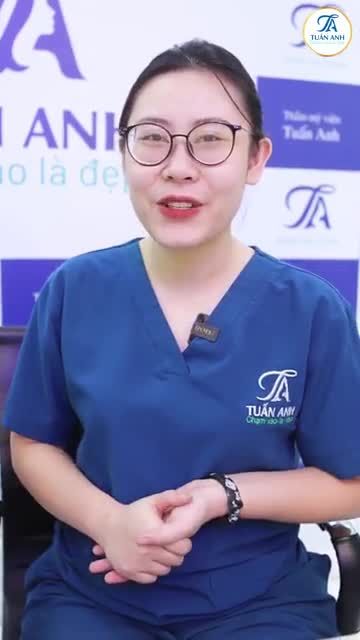 SAU CHỈ VỚI 7 NGÀY KHÁCH HÀNG QUAY TRỞ LẠI TÁI KHÁM (CẮT CHỈ) TẠI THẨM MỸ TUẤN ANH