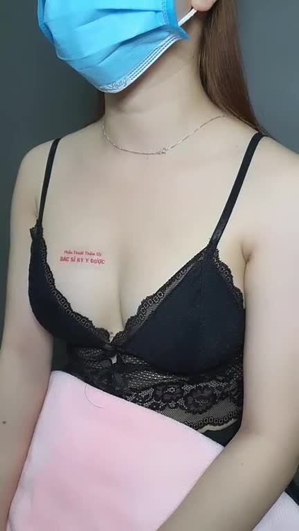Vòng 1 căng tròn, đầy đặn tràn đầy sức sống Có độ lài lài tự nhiên Tạo nên đường cong hoàn hảo khiến người đối diện không thể rời mắt.