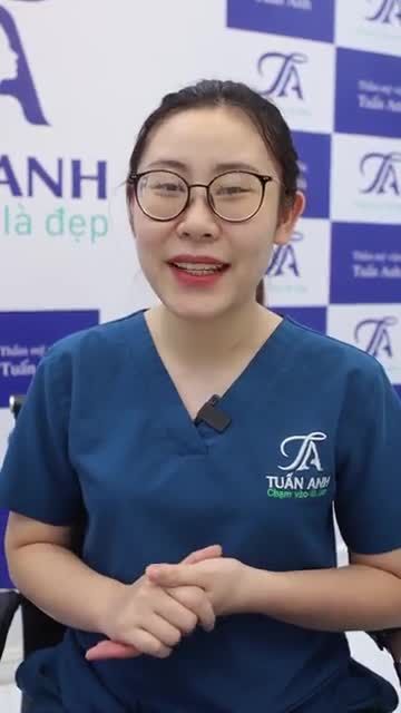 SAU CHỈ VỚI 14 NGÀY KHÁCH HÀNG QUAY TRỞ LẠI TÁI KHÁM (CẮT CHỈ) TẠI THẨM MỸ TUẤN ANH