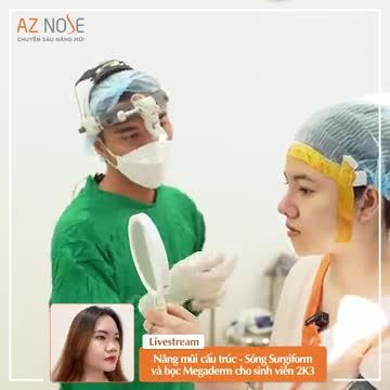 Mẹ xem dáng mũi trước khi đóng vết khâu cho con gái là sinh viên