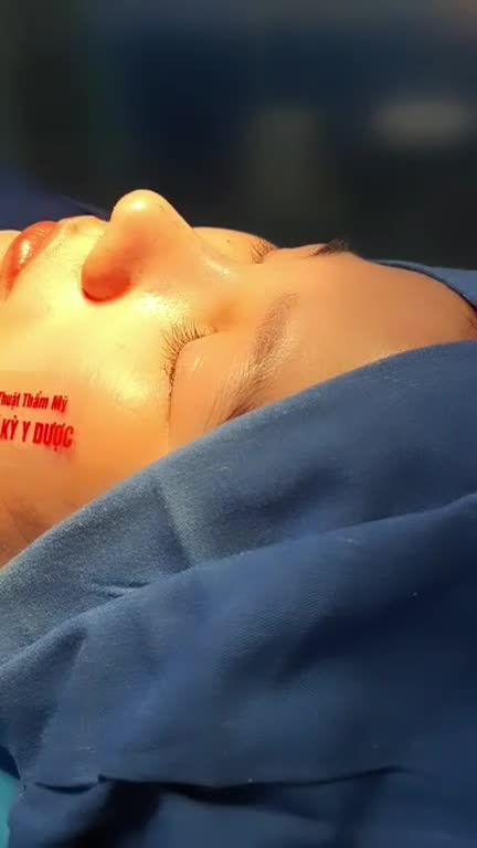 Cũng là cô ấy nhưng với một phiên bản hoàn hảo hơn, xinh đẹp hơn: