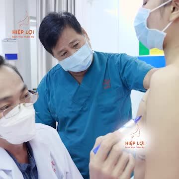 Phần lớn, chị em phụ nữ sau khi sinh em bé gặp một số vấn đề ở vòng 1